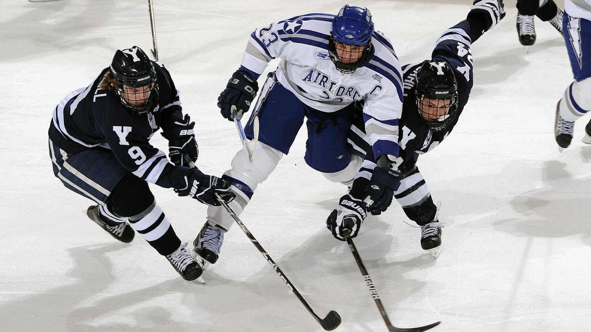 进攻多点开花!王牌半场狂轰50分领先女武神25分