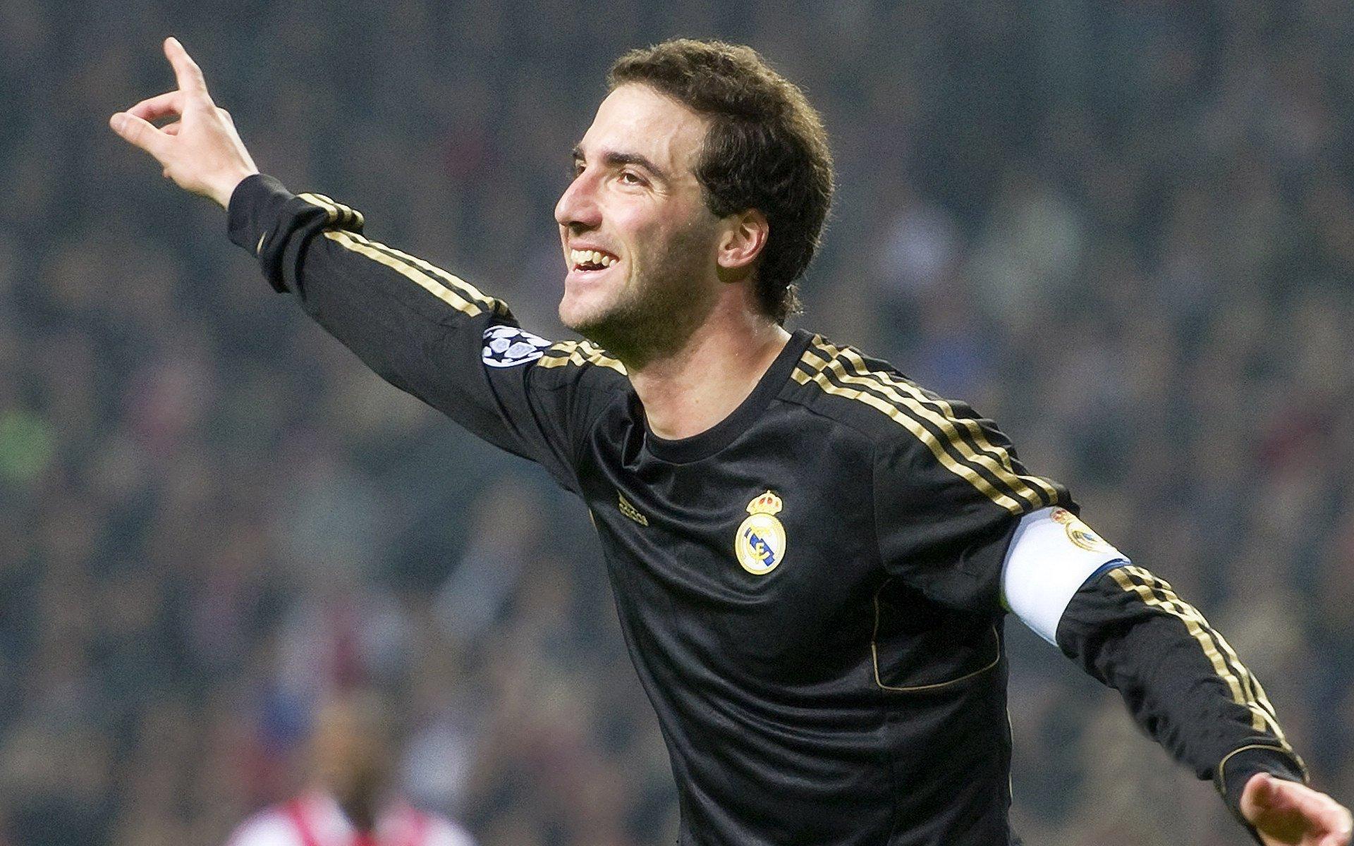 古巴跆拳道传奇罗贝利斯·德斯佩涅转战KC战斗空手赛事,终结UFC生涯开启新篇章