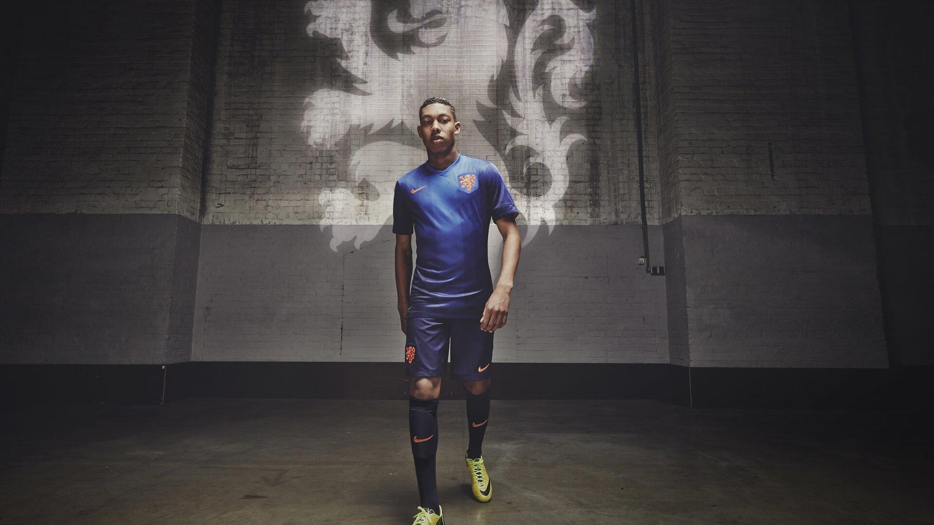 西媒民调揭示球迷心声，巴萨复兴路漫漫 哈维回归执教呼声高涨