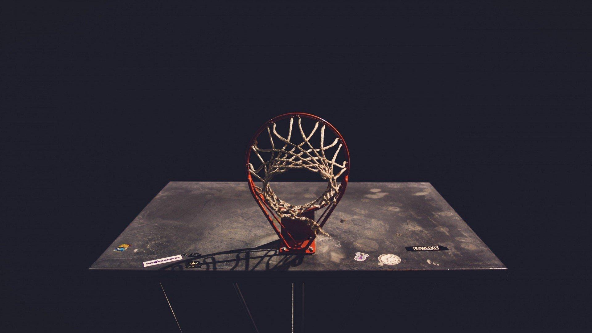 林良锋深度解析，曼联紧逼战术失效与C罗支援困境，复兴之路何在？